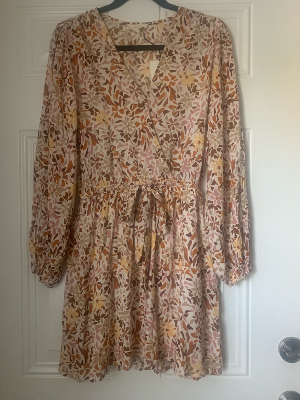 NWT Promesa Ivory Multi Floral Wrap Mini Dress Size S
